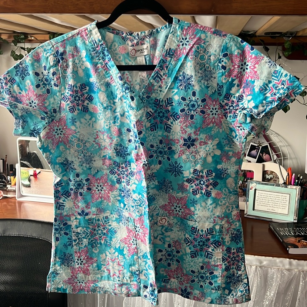 Winter scrub top